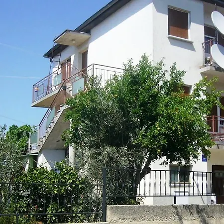 Apt Ingrid Pula Exterior photo